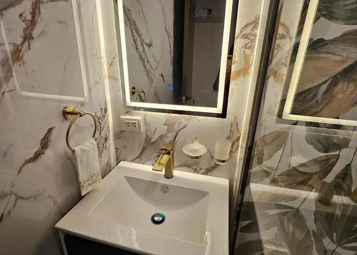 Departamento Exclusivo En Con Jacuzzi Privado Y Diseno Moderno * Cusco